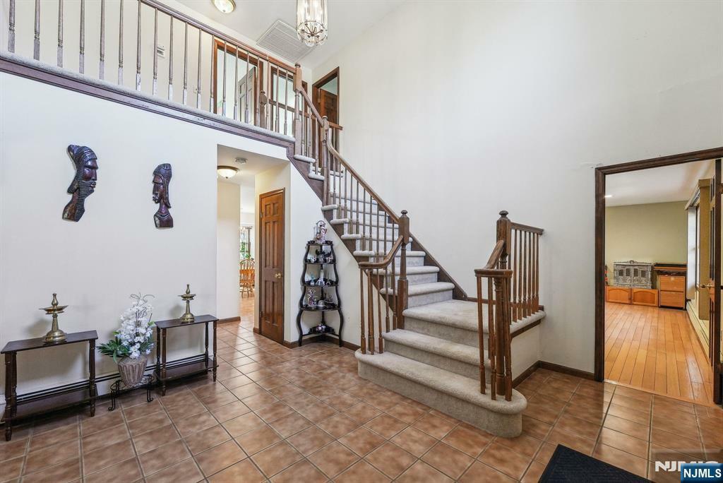 Property Photo: 6 Persimmon Court NJ 08816