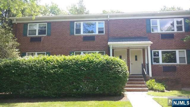 Property Photo:  68 Franklin Street B  NJ 07670 