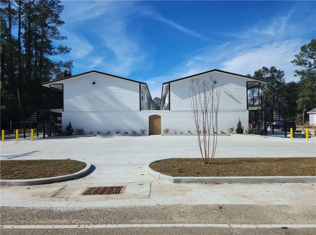 Property Photo: 141 Hoover Drive 224 LA 70461