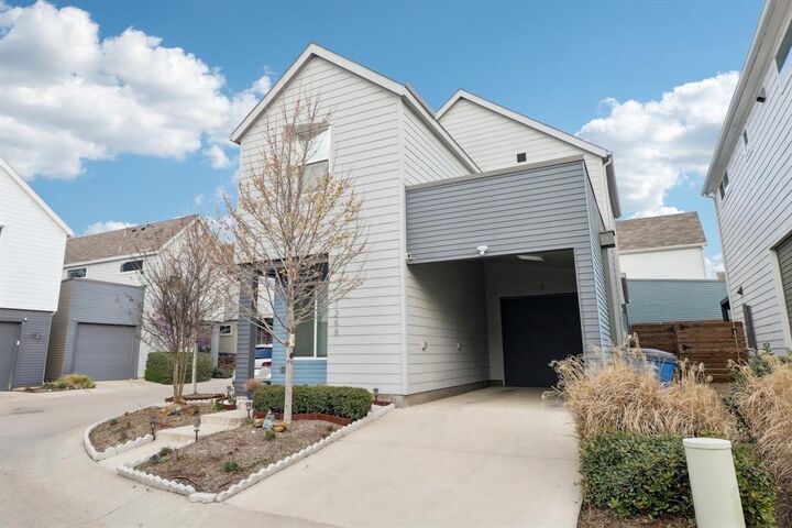 1268 Clifftop Lane  Dallas TX 75208 photo