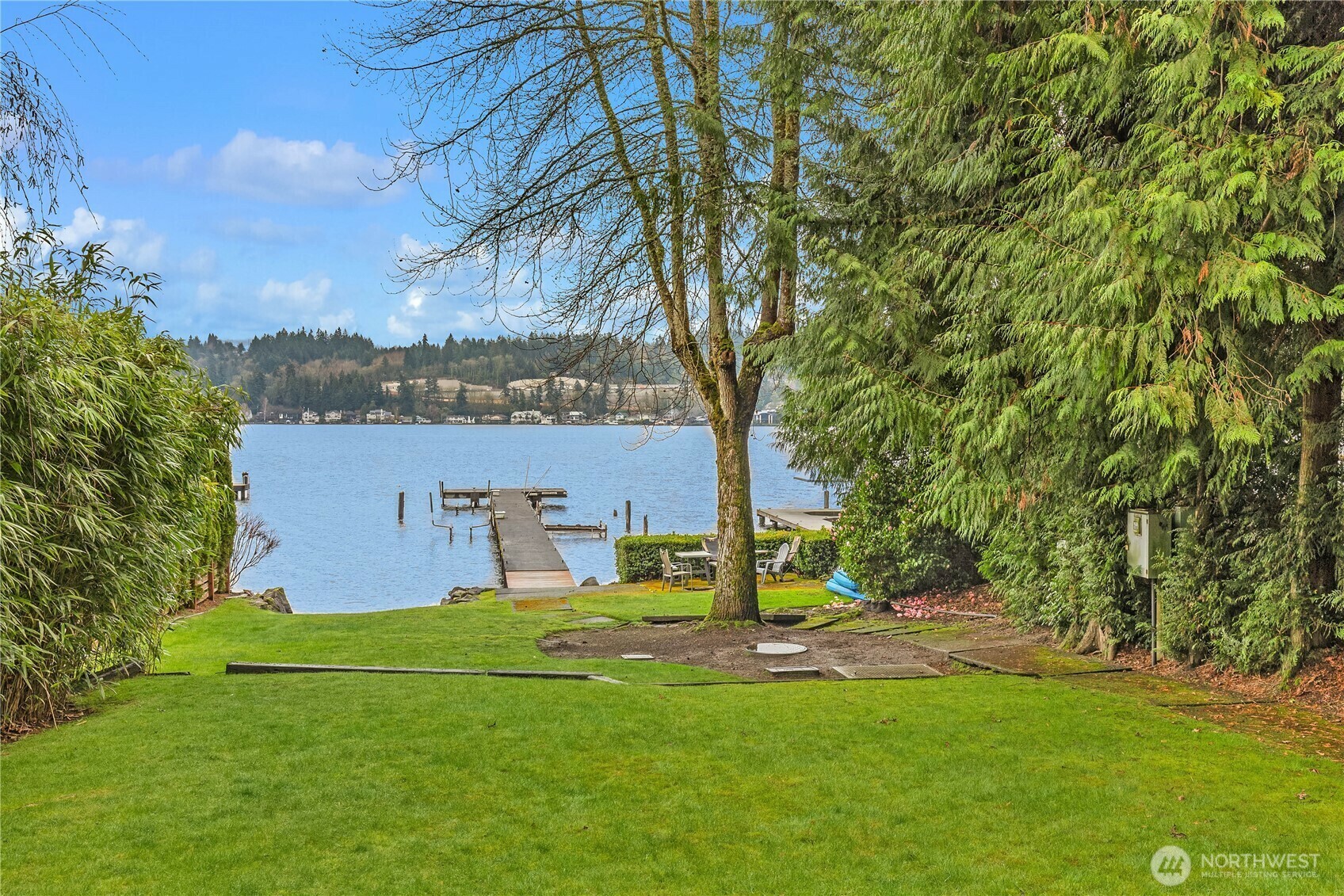 Property Photo: 5419 96th Avenue SE WA 98040