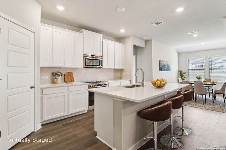 Property Photo:  9923 Medicine Hat  TX 78254 