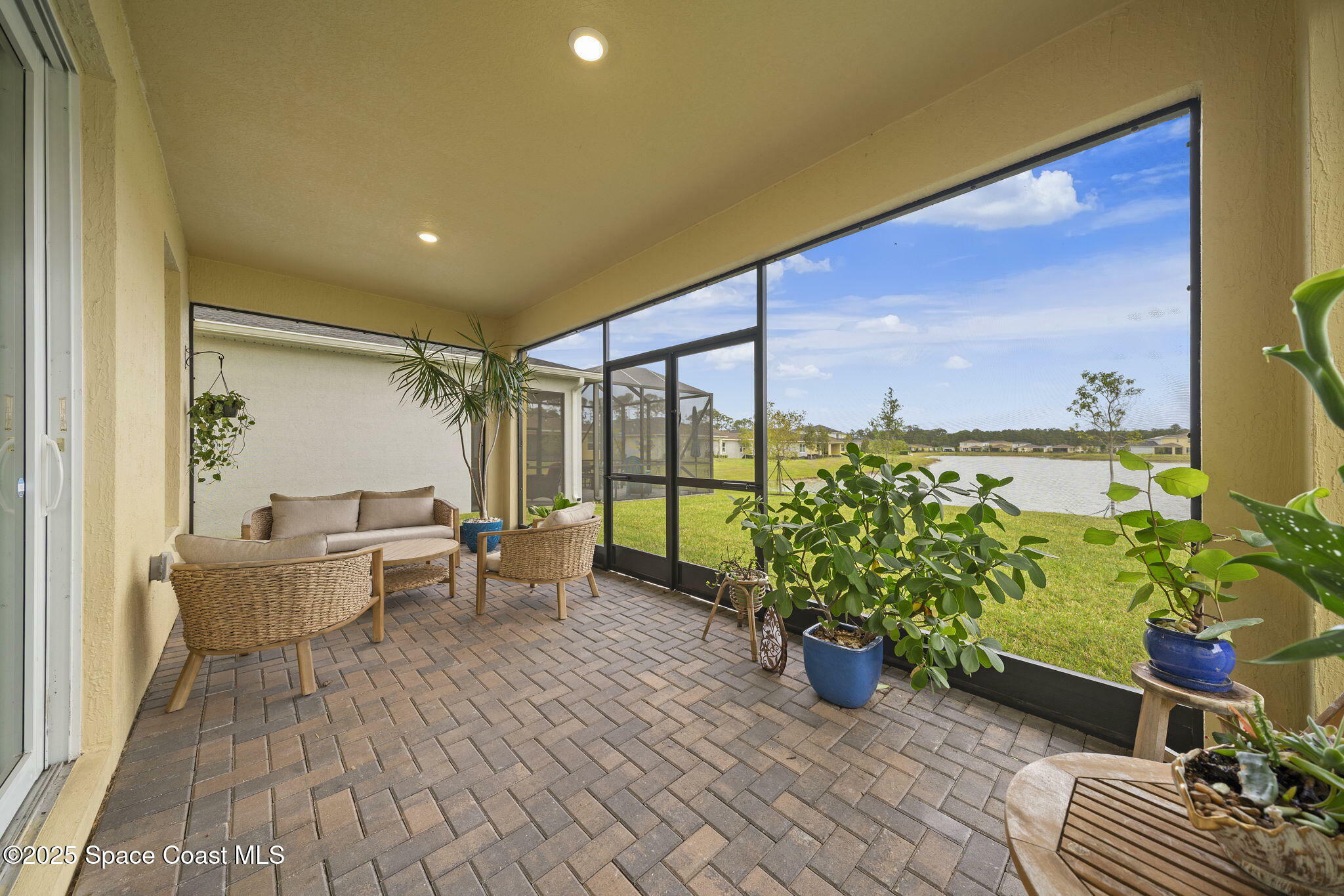 Property Photo: 715 Veridian Circle Circle NW FL 32907
