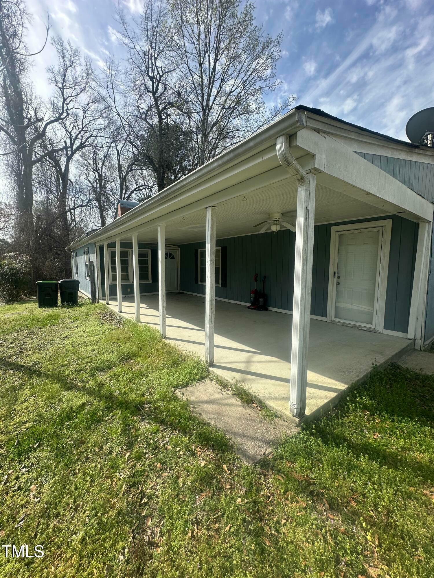 109 W McIver Street  Zebulon NC 27597 photo