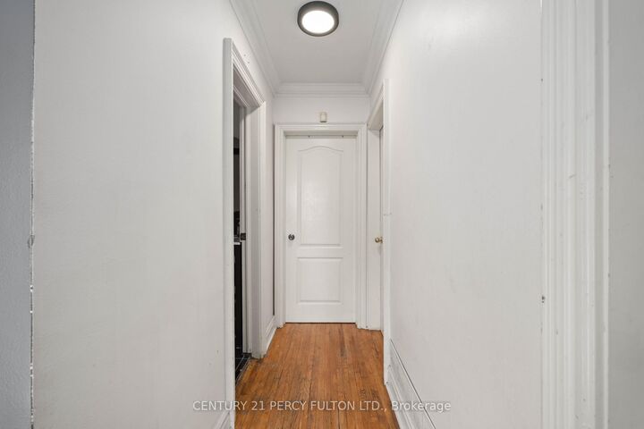 Property Photo: 1344 Davenport Road ON M6H 2G9