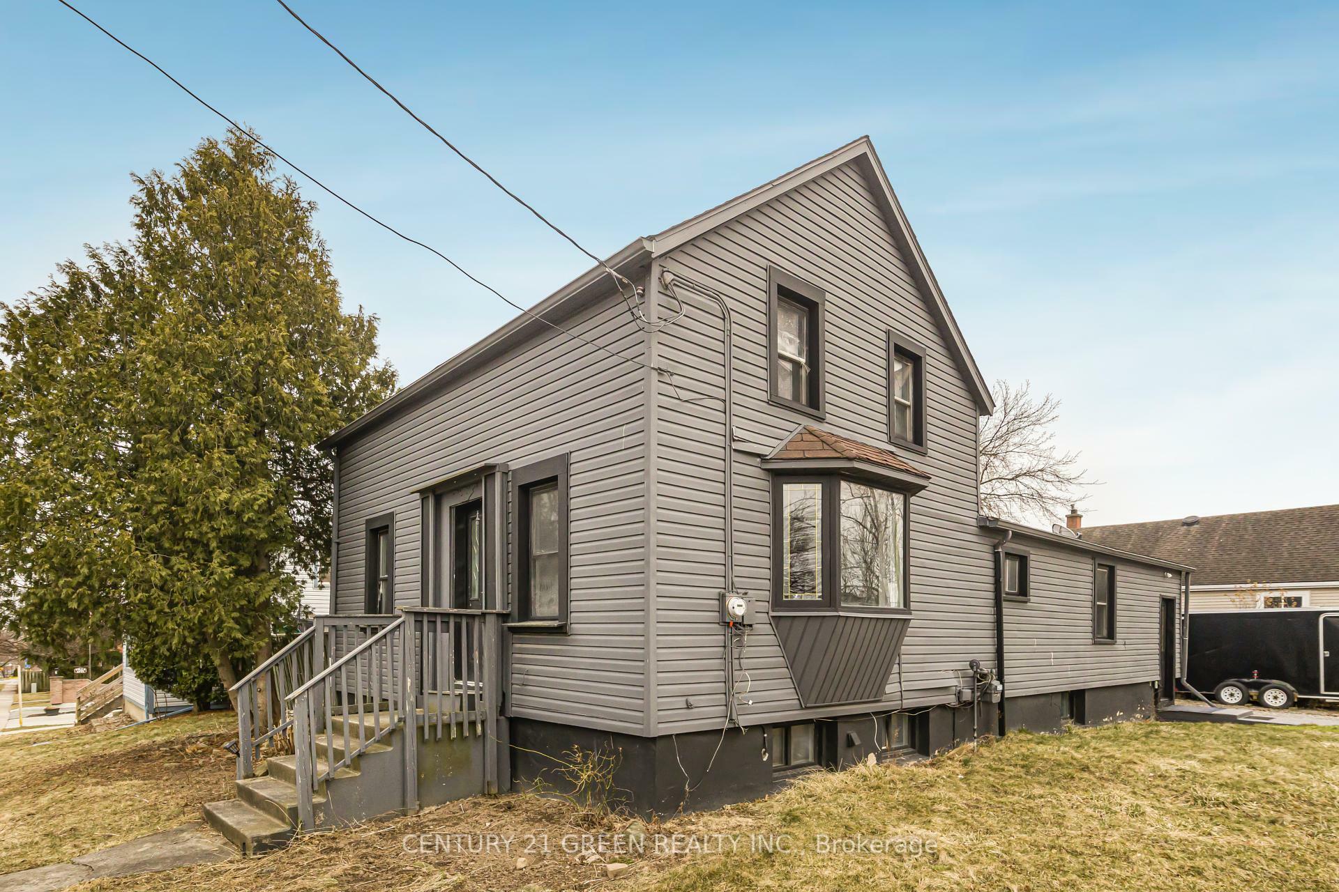 Photo de la propriété: 35 St David Street W ON L2V 2L3