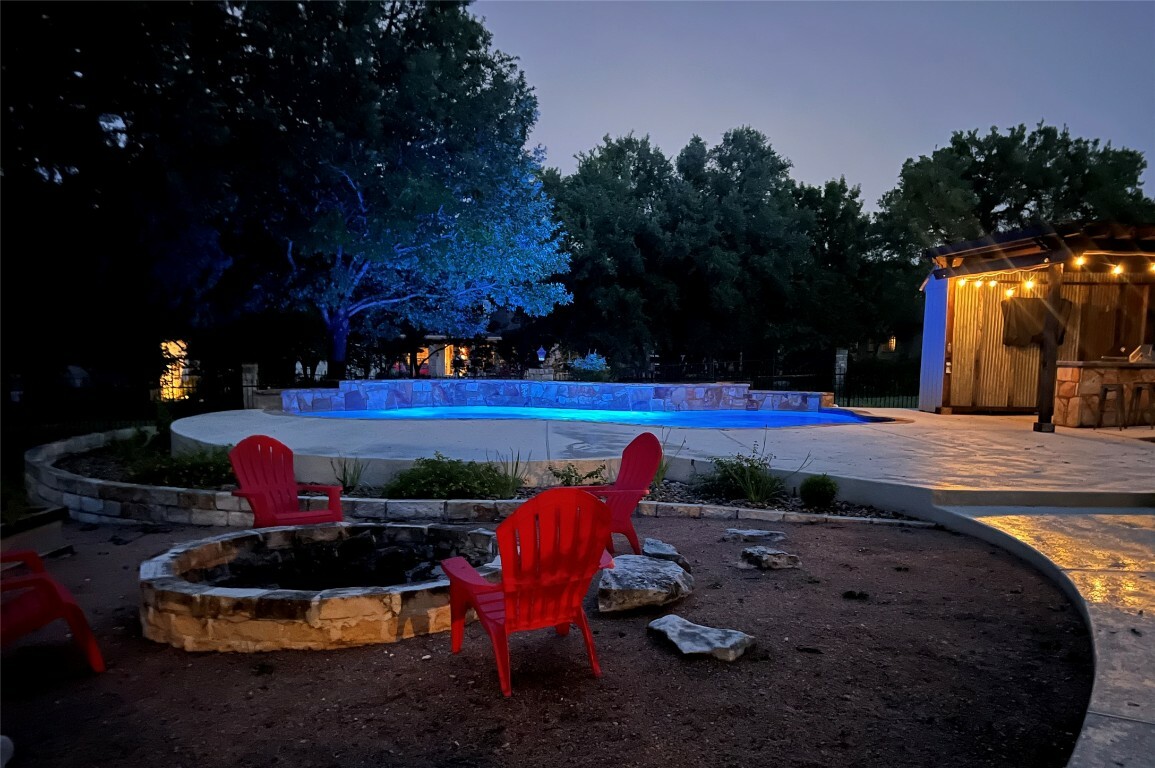 Property Photo: 104 Standing Oak Drive TX 78633