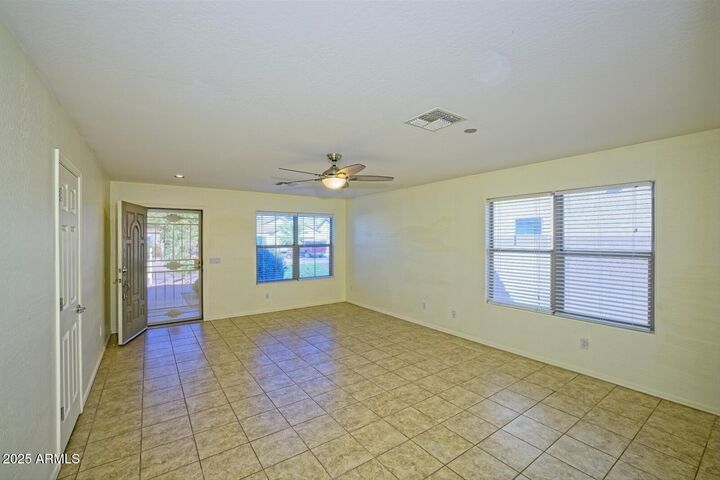 Property Photo:  803 W Burkhalter Drive  AZ 85143 