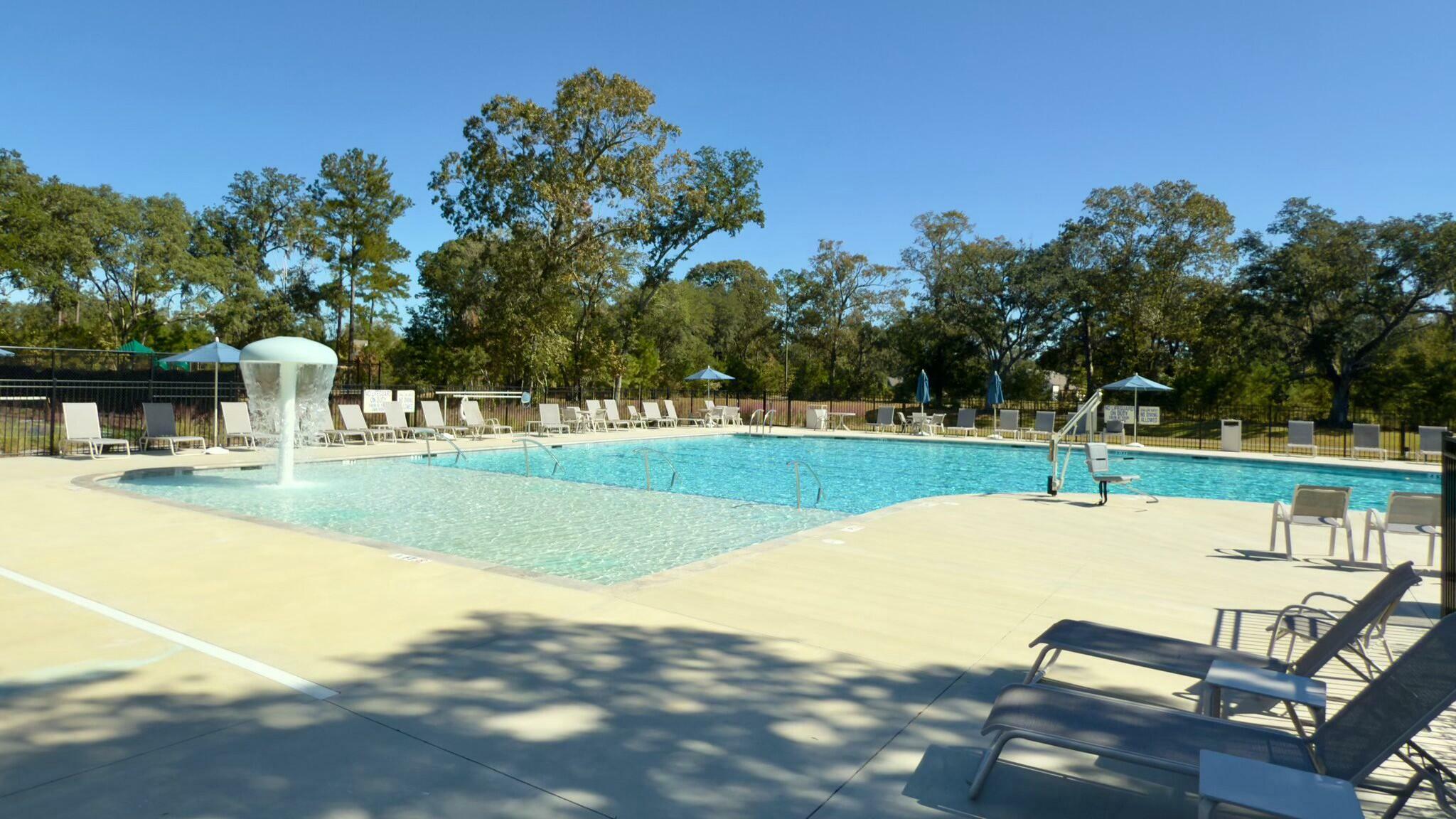 Property Photo: 5115 Cranesbill Way SC 29455