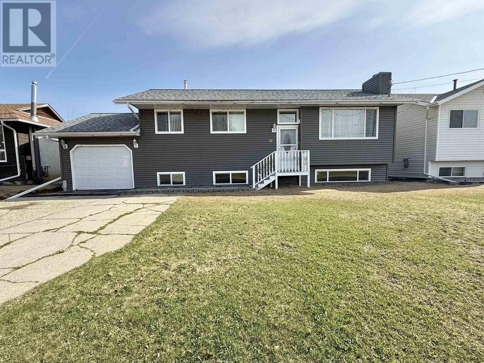 52 McIntyre Drive  Mackenzie BC V0J 2C0 photo