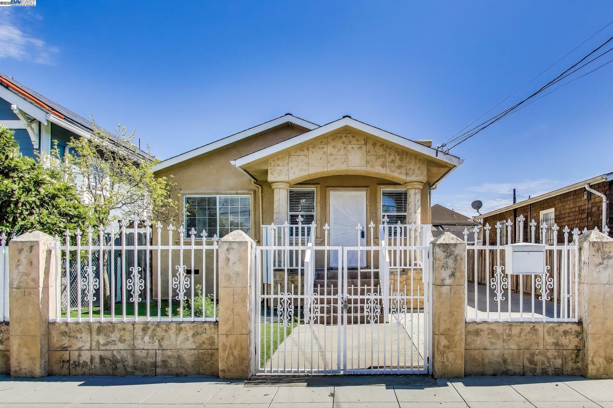 1320 76th Ave  Oakland CA 94621 photo
