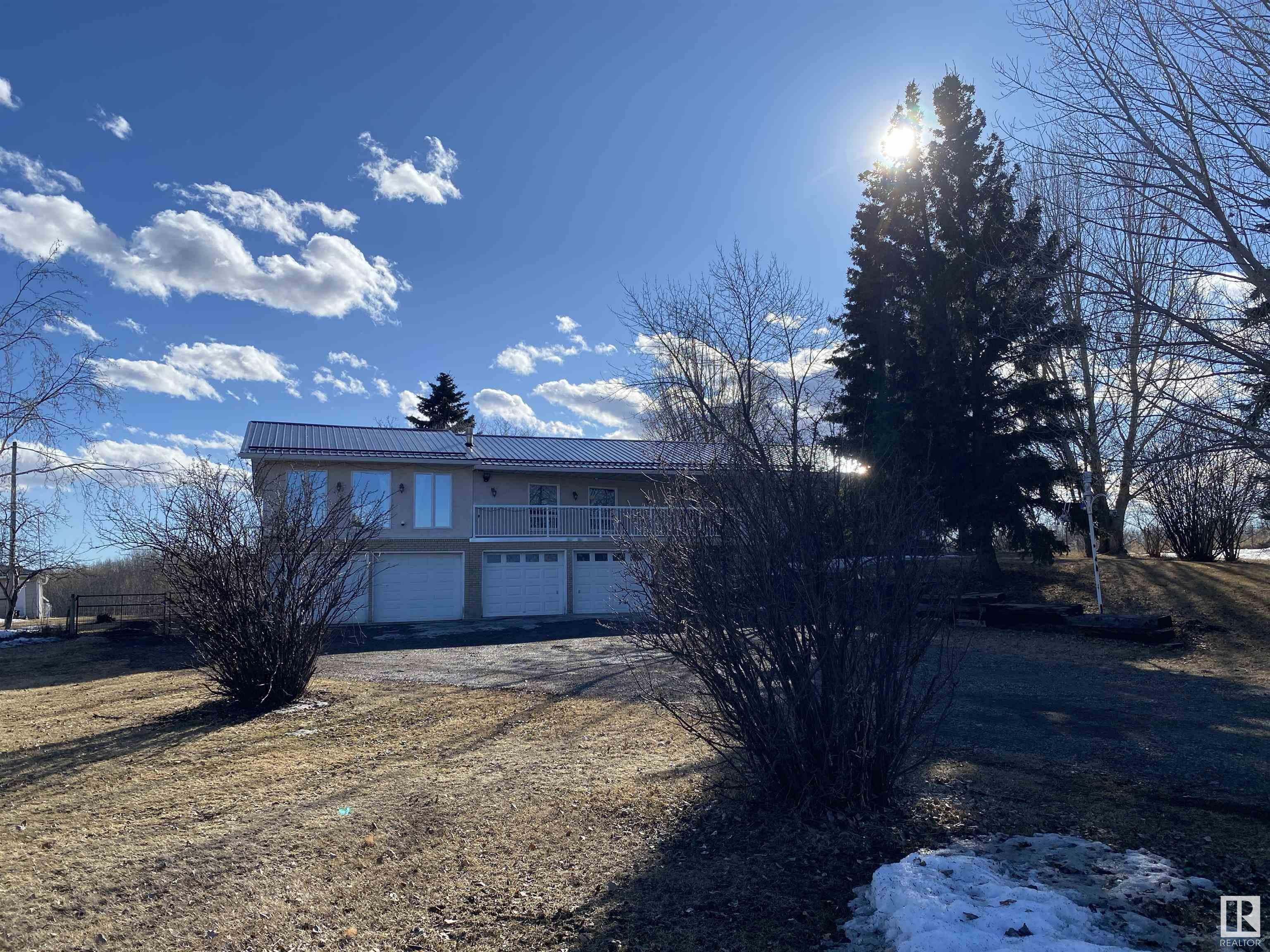 Property Photo: 53110 Rge Road 213 194 AB T8G 2C3