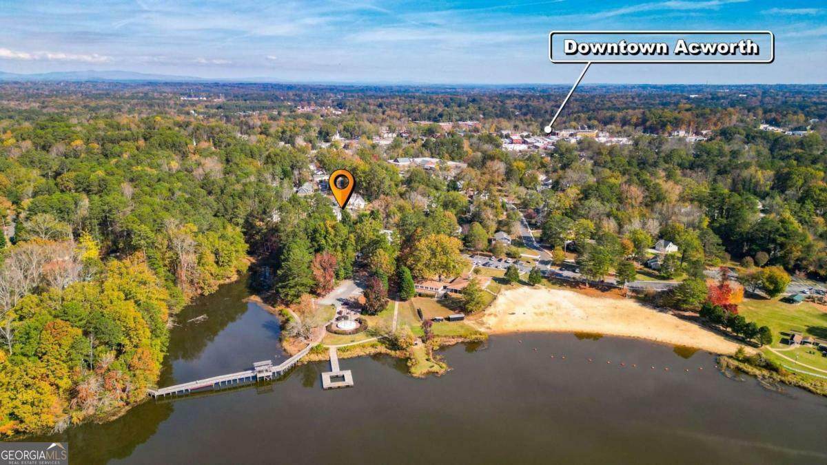 Property Photo: 4416 Lakeview Court GA 30101