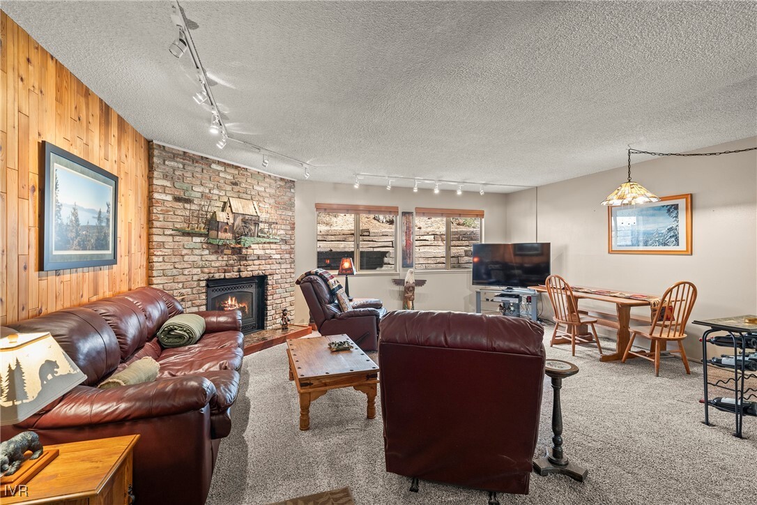 Property Photo: 321 Ski Way 24 NV 89451