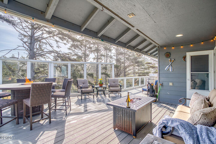Property Photo:  151 NW 73rd Court  OR 97365 