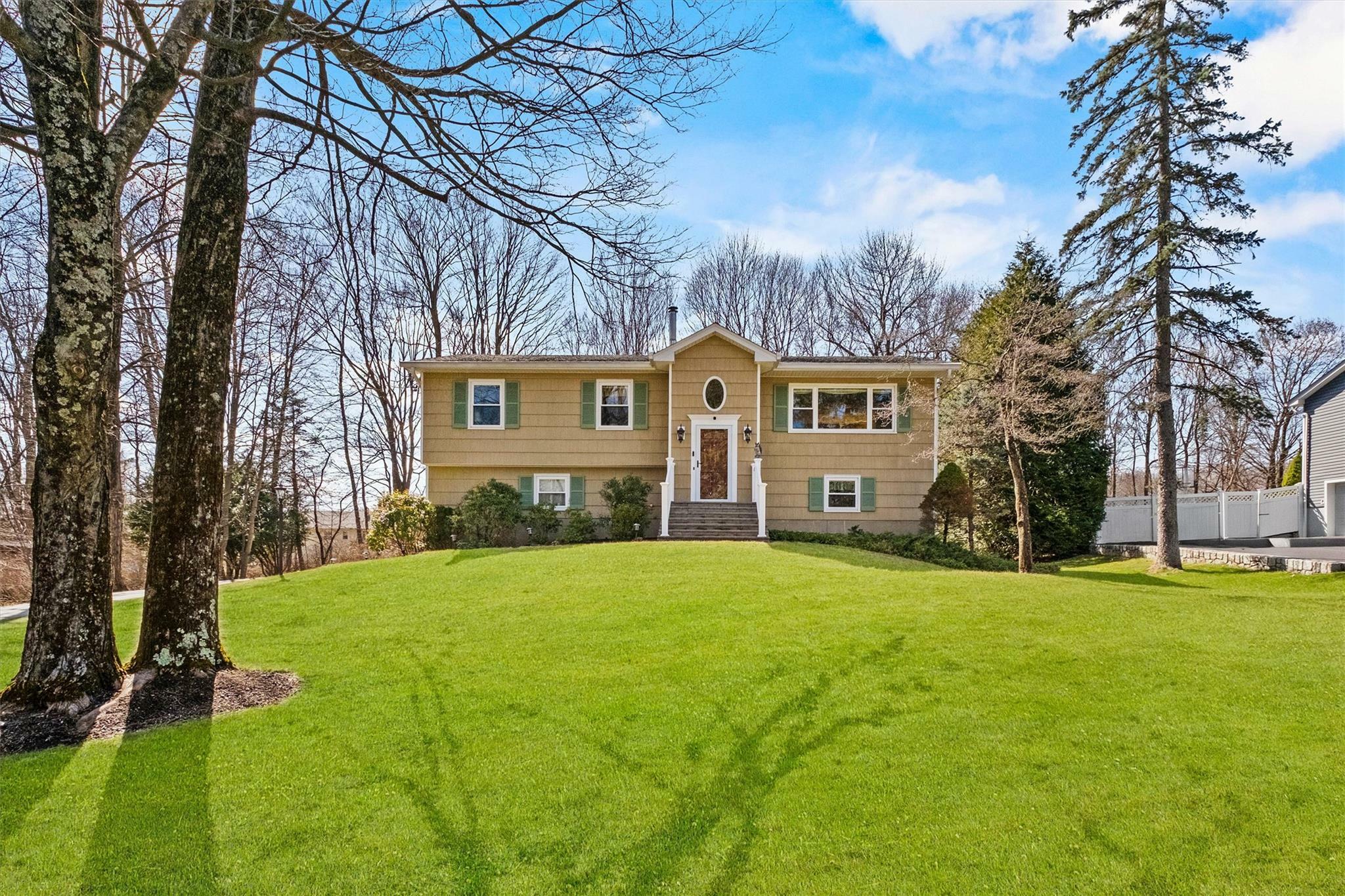 Property Photo: 2861 Mead Street NY 10598