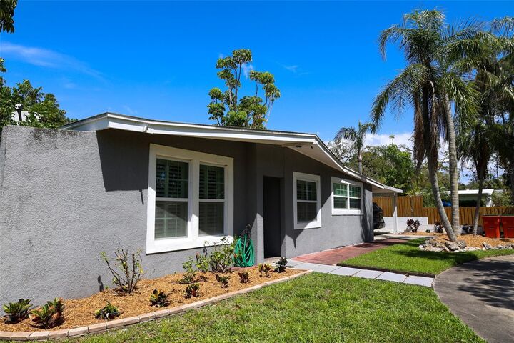 Property Photo:  11233 51st Avenue N  FL 33708 