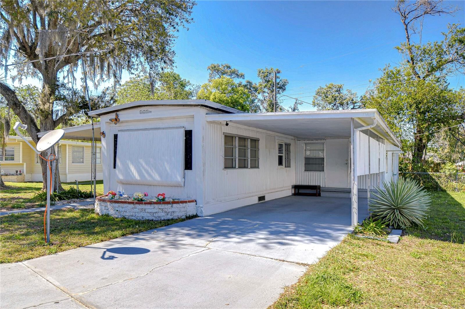 Property Photo:  37347 Ray Drive  FL 33541 