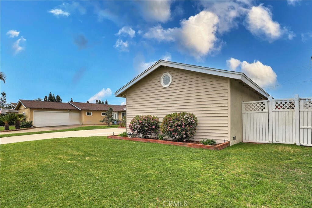 Property Photo: 10551 Claudia CA 90630