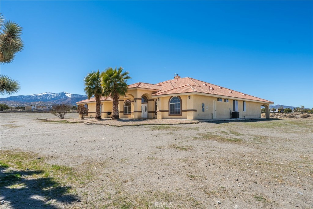 Property Photo: 11076 Yuba Road CA 92371