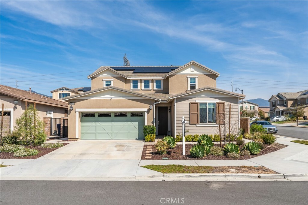 Property Photo: 16614 Oakville Street CA 92336