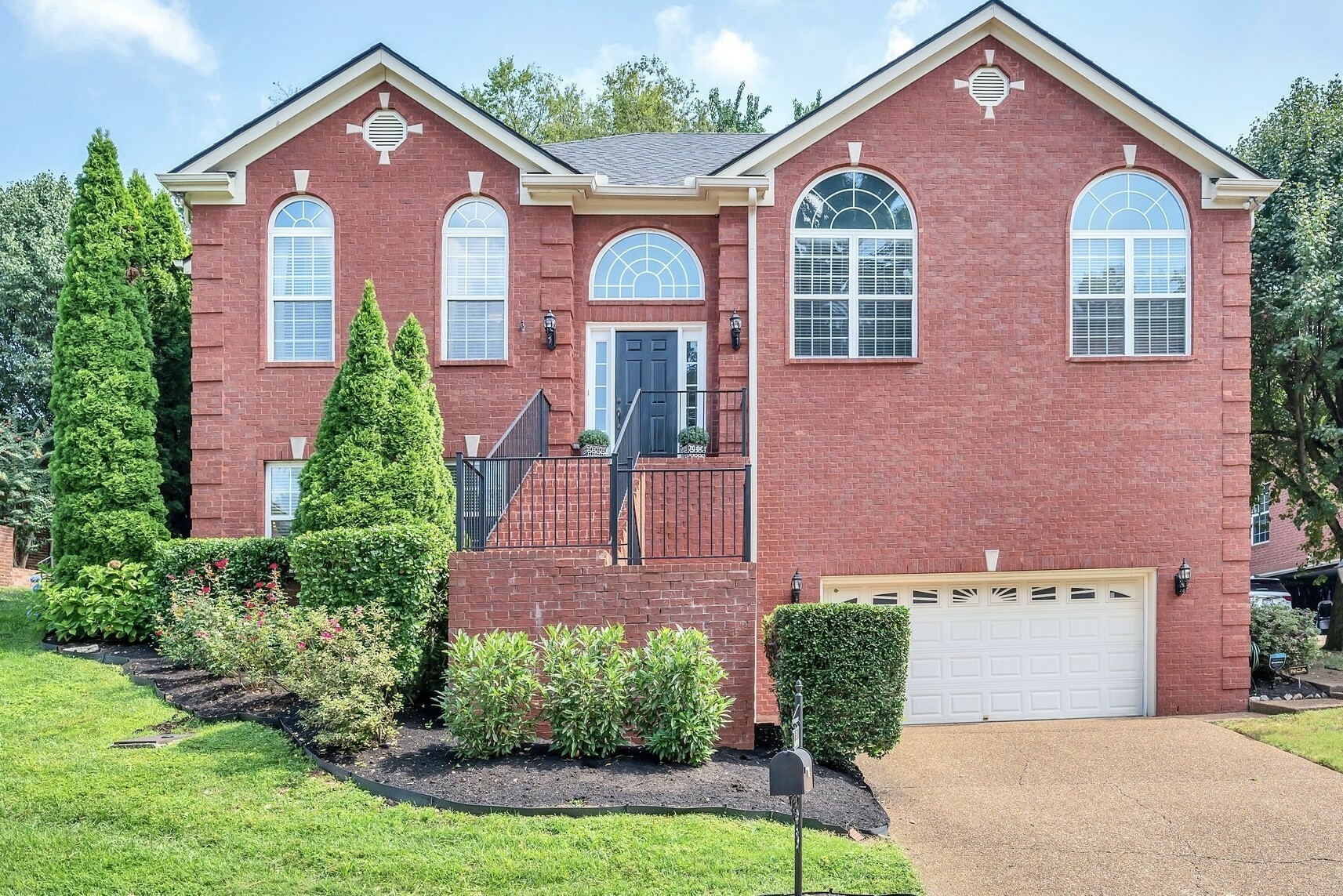 Property Photo: 313 Red Feather Ln TN 37027