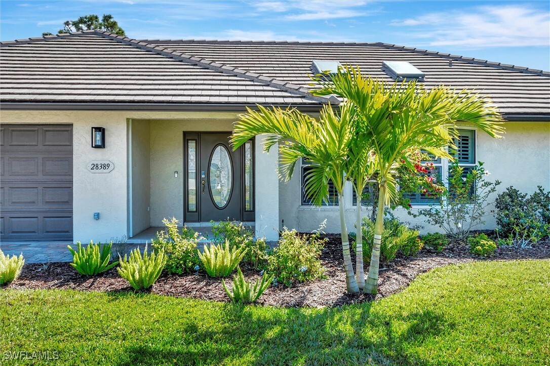 Property Photo: 28389 Verde Lane FL 34135