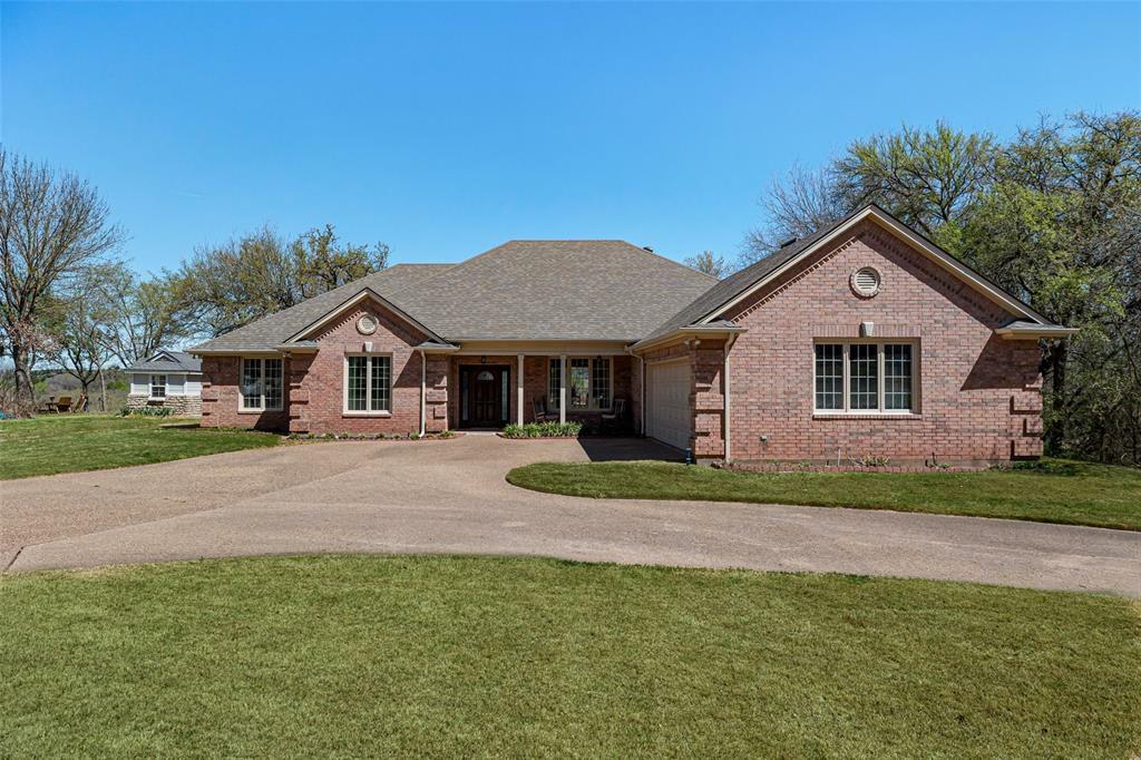 Property Photo: 7908 Ravenswood Road TX 76049