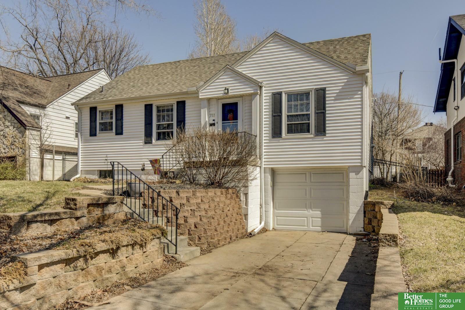 Property Photo:  311 S 49th Avenue  NE 68132 