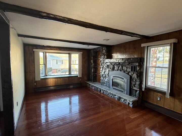 Property Photo: 16 Edgemere Ave MA 01803