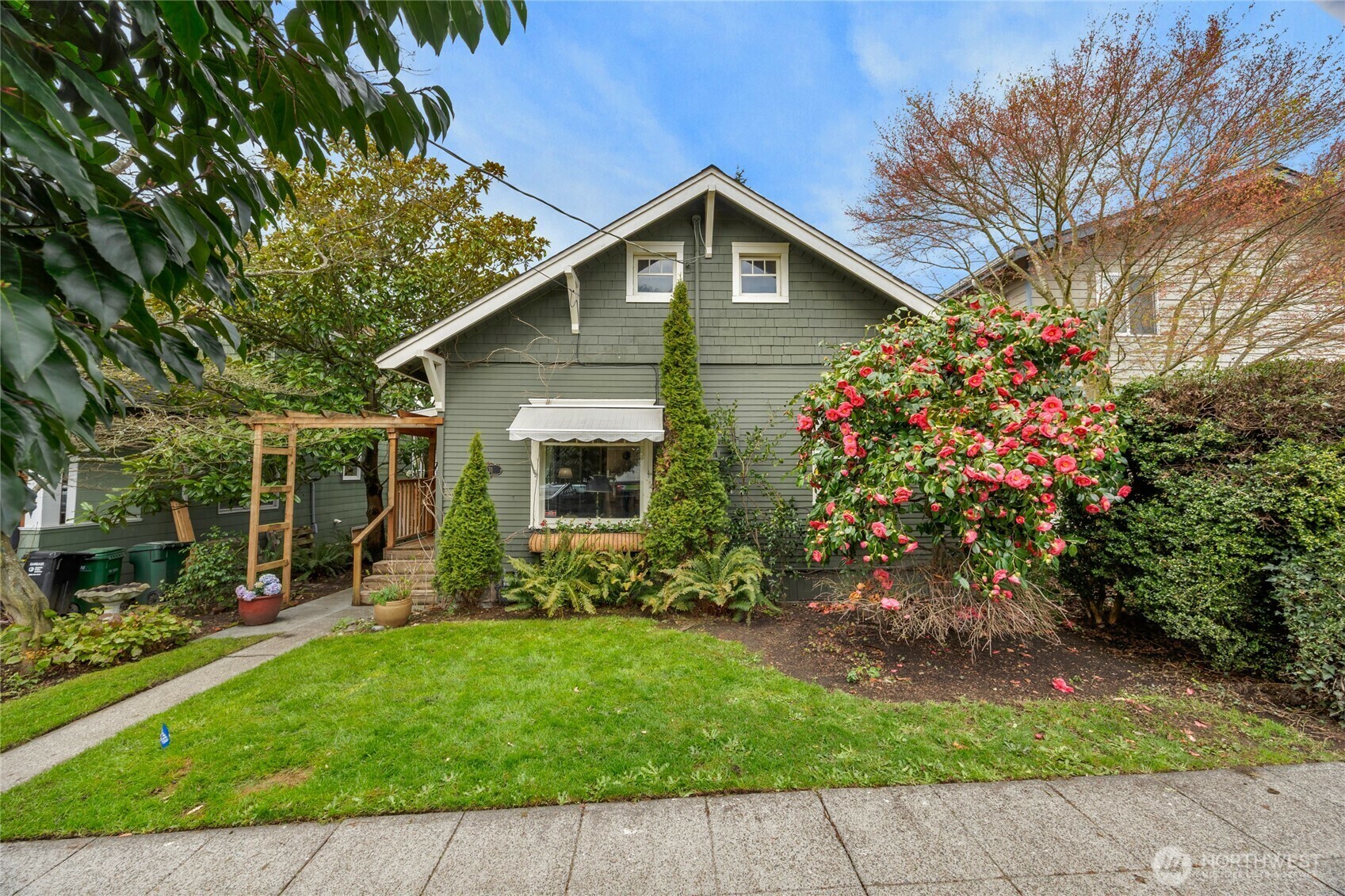 6031  6th Avenue NW  Seattle WA 98107 photo