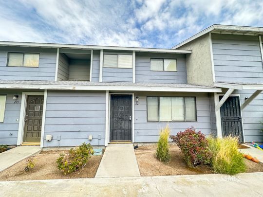 221 E Upjohn Ave  Ridgecrest CA 93555 photo