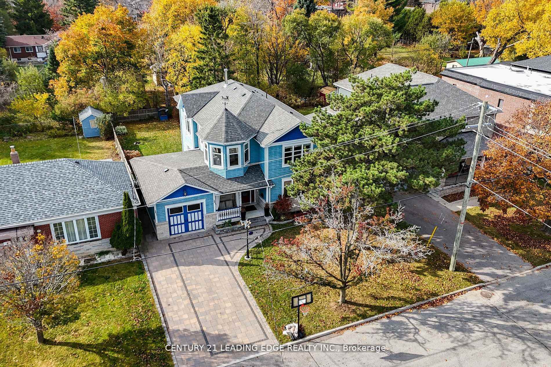 12 Gradwell Drive  Toronto ON M1M 2M9 photo