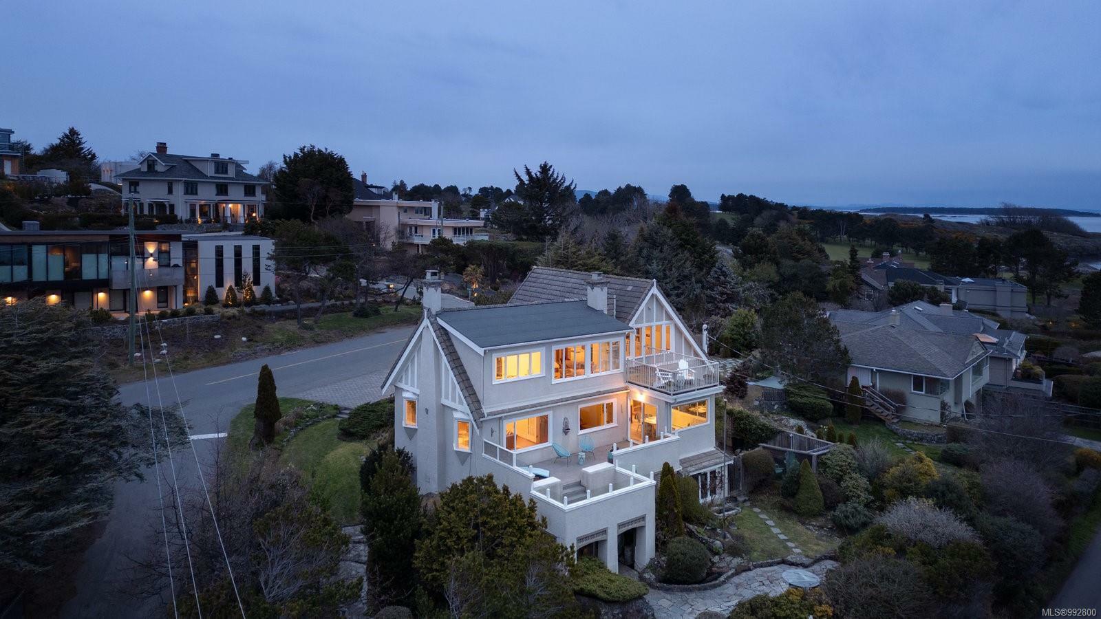 Property Photo: 637 Beach Dr BC V8S 2M8