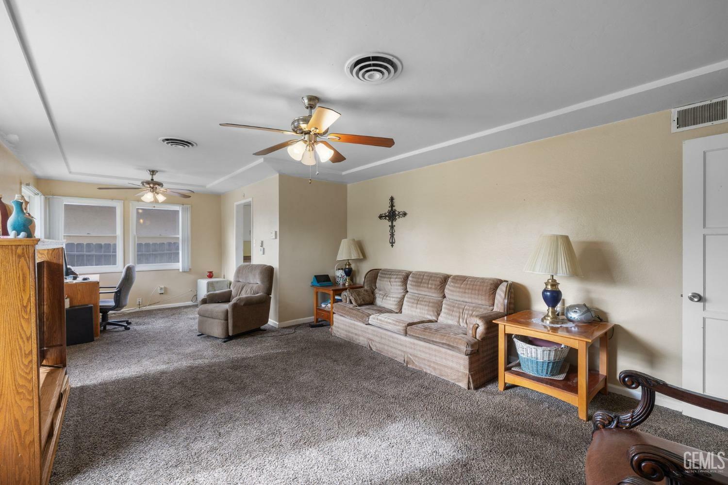 Property Photo: 353 Western Drive CA 93309