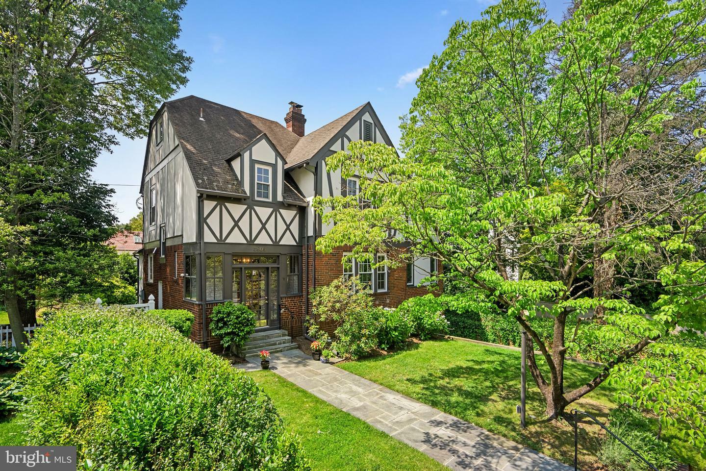 Property Photo: 3808 Raymond Street MD 20815