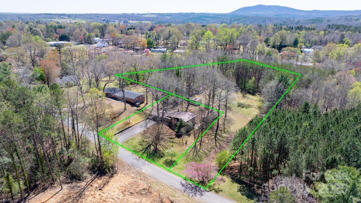 3407 14th Avenue SW  Hickory NC 28602 photo