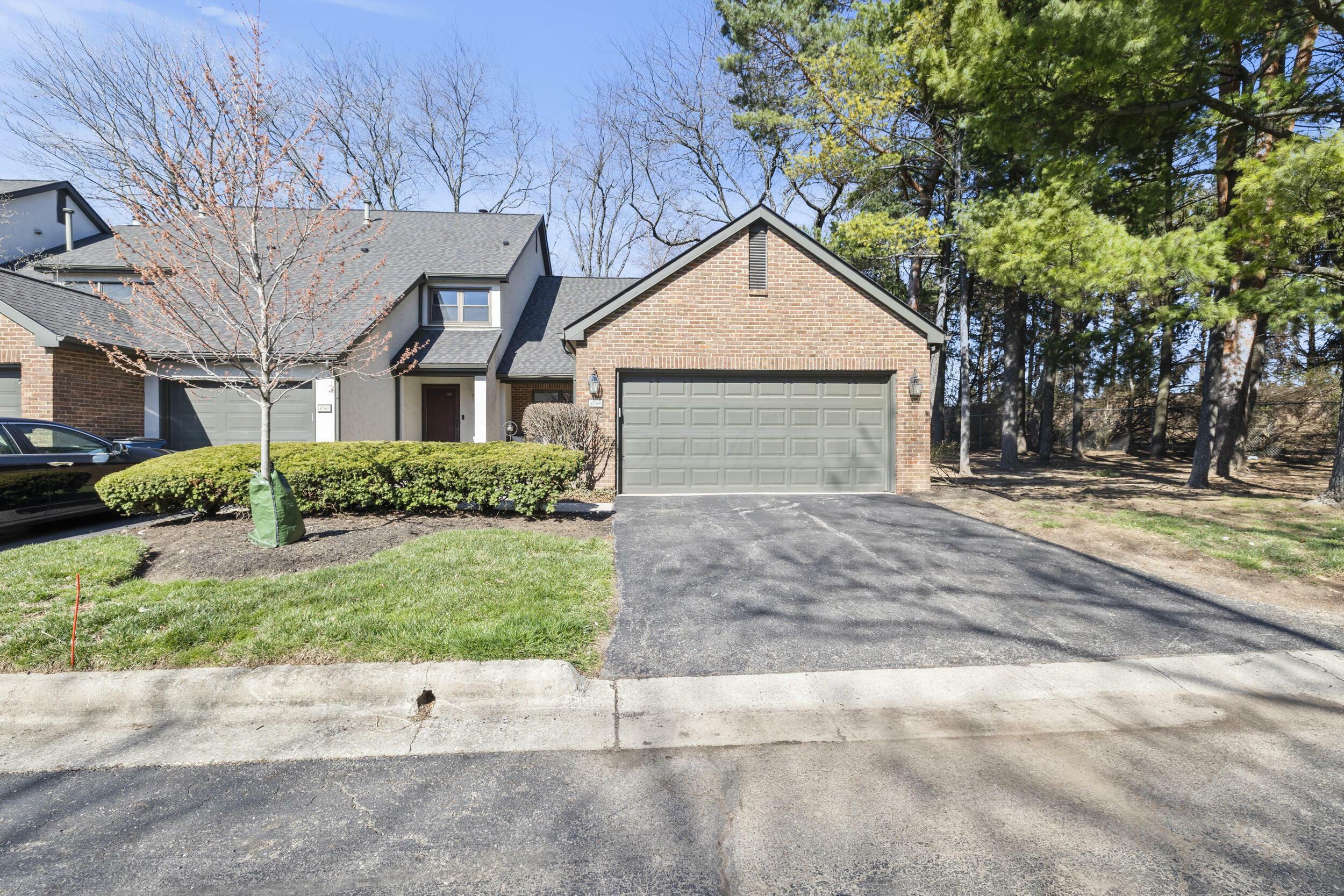 Property Photo: 6764 Willow Grove E Place OH 43017