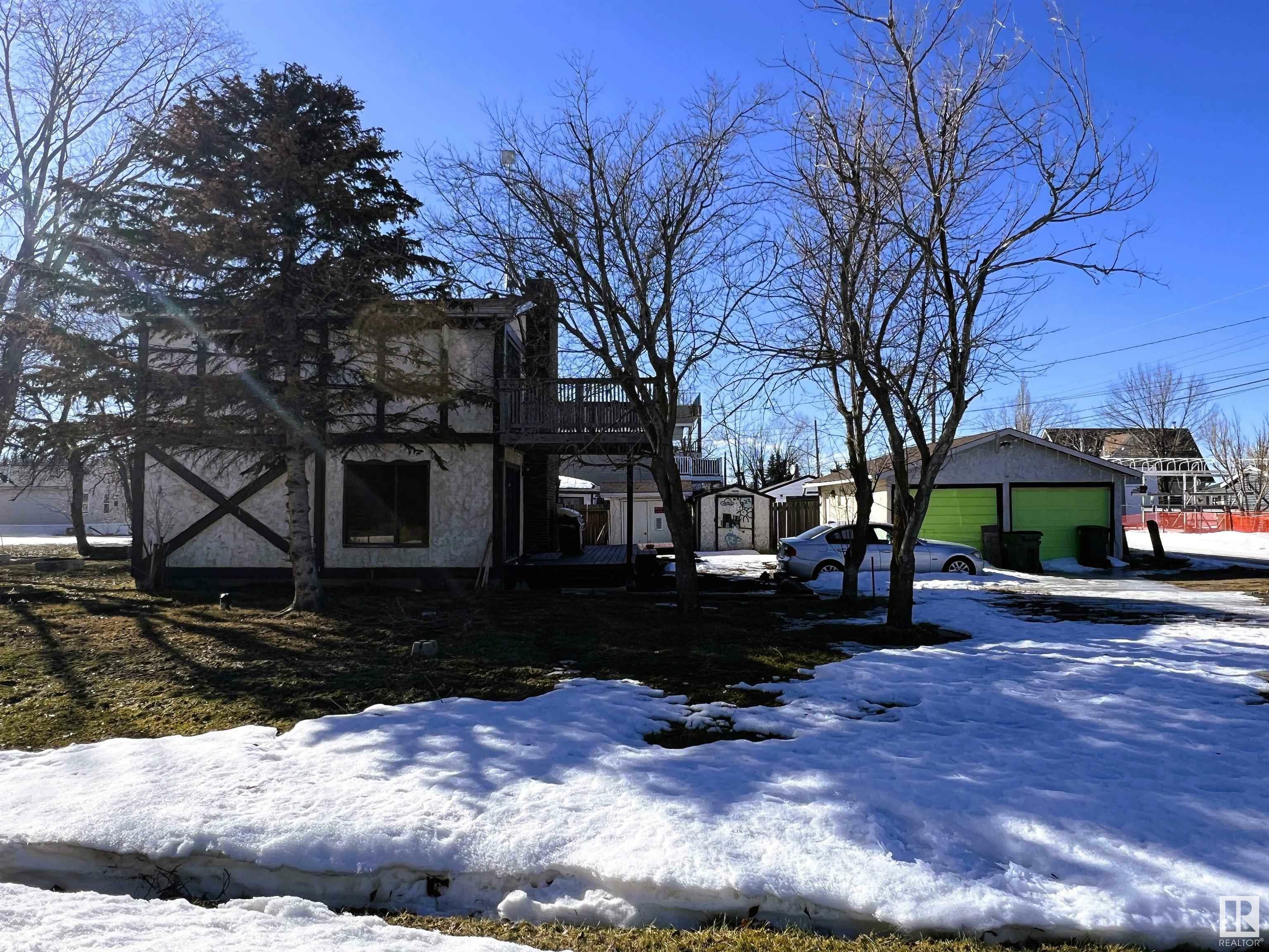 Property Photo: 6002 51 Avenue AB T0E 0A0