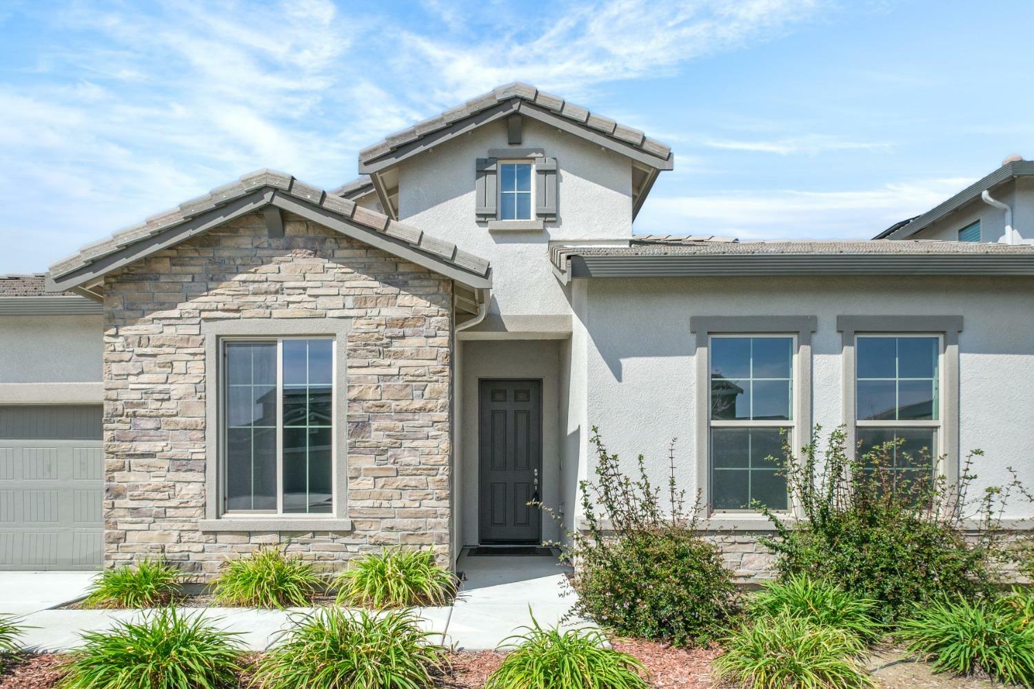 1257 Ridge Creek Estates Way  Dinuba CA 93618 photo