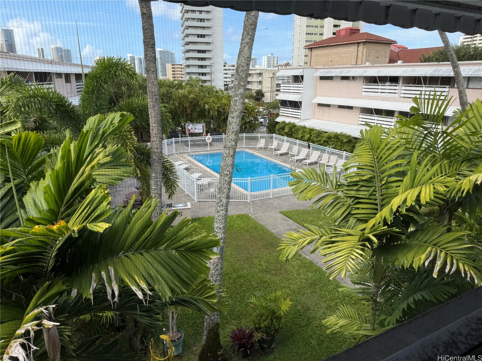 Property Photo: 1330 Wilder Avenue 314 HI 96822