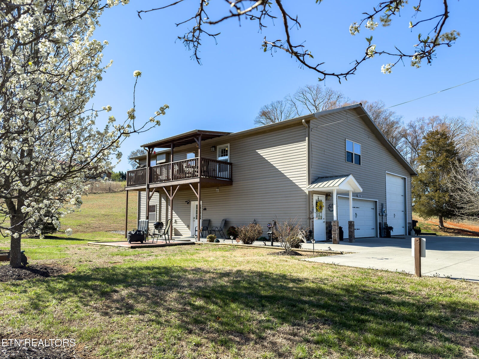 Property Photo: 1505 Indian Warpath Rd TN 37876