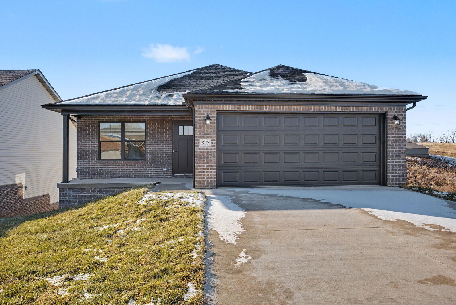 Property Photo:  825 Denali Drive  KY 40475 