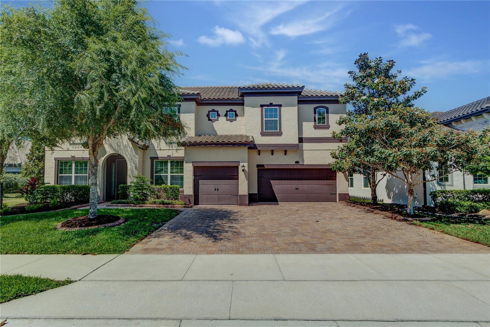 Property Photo: 2318 Bellefield Cove FL 32765