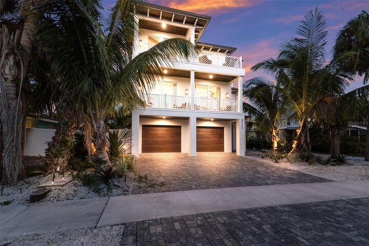 Property Photo:  311 Spring Avenue  FL 34216 