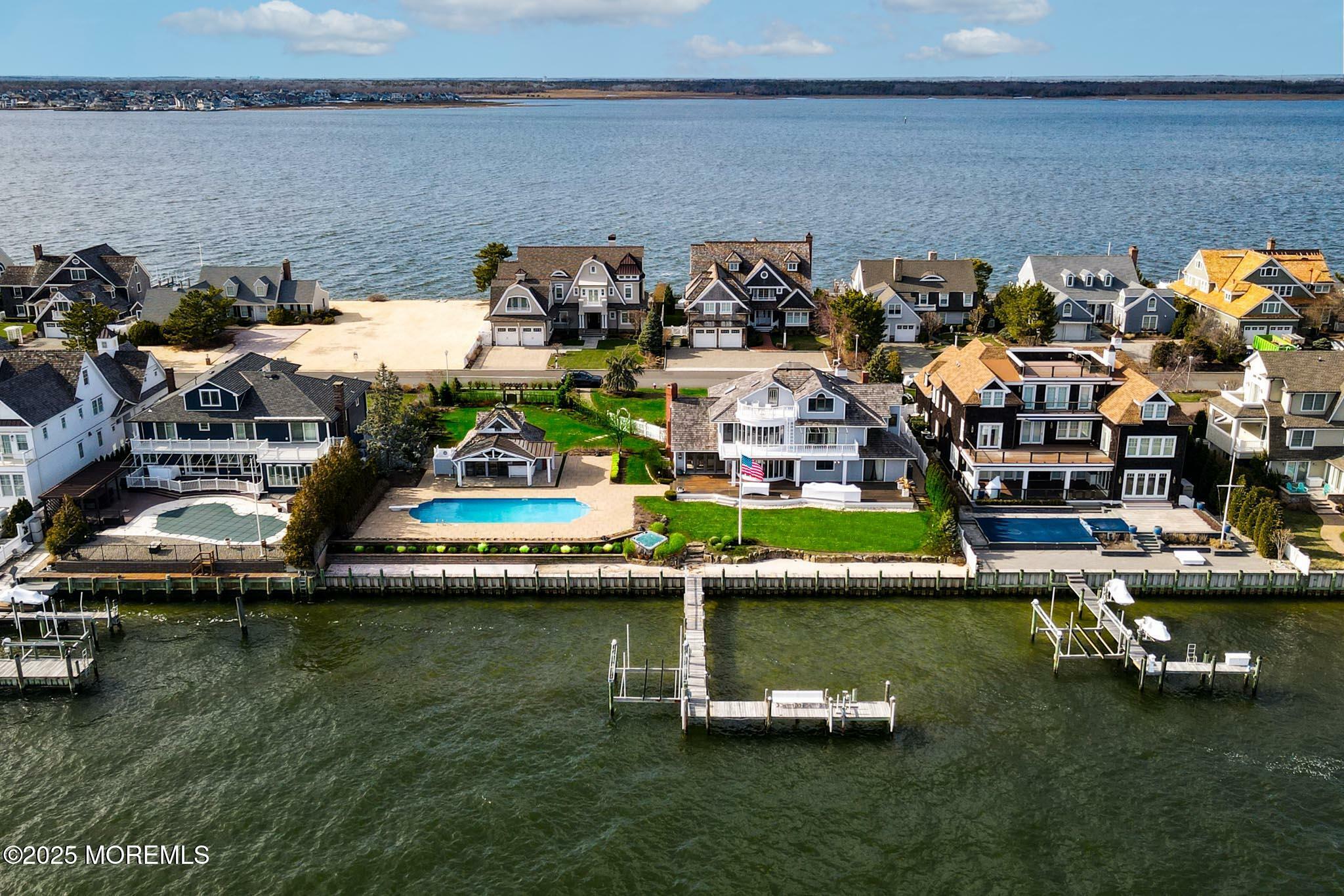292 Dutchmans Point Road  Mantoloking NJ 08738 photo