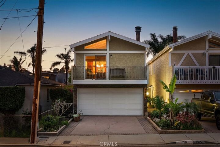 Property Photo:  1511 Carver Street  CA 90278 