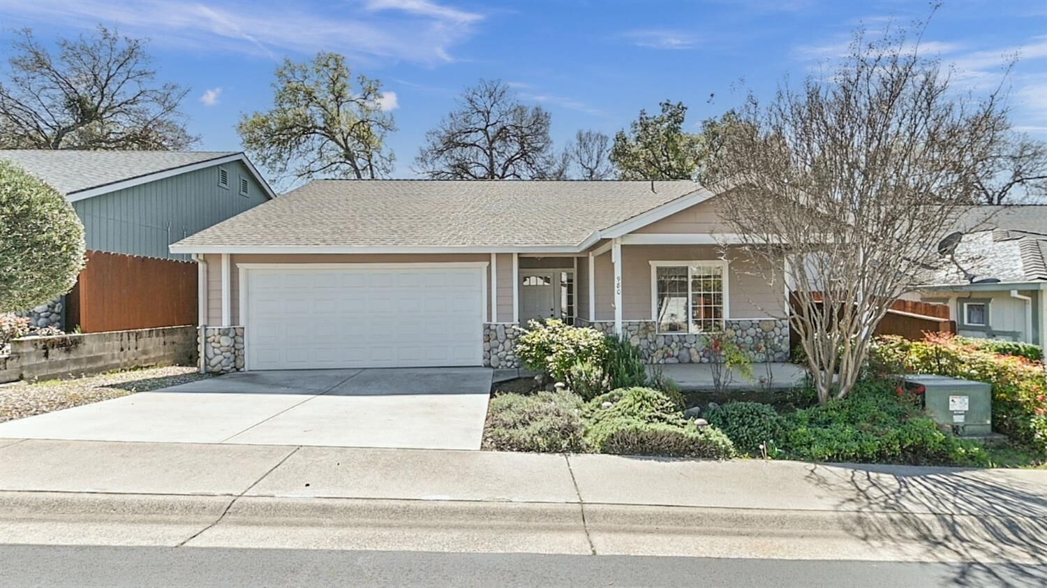 Property Photo:  980 Country Lane  CA 95222 