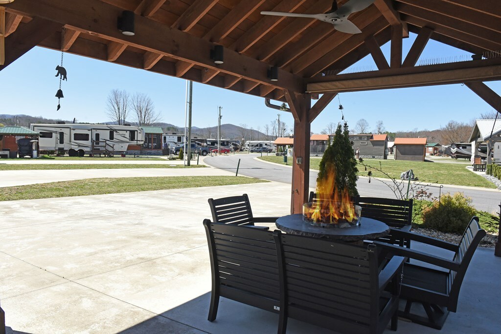 Property Photo: 89 Foggy Mountain Road GA 30512