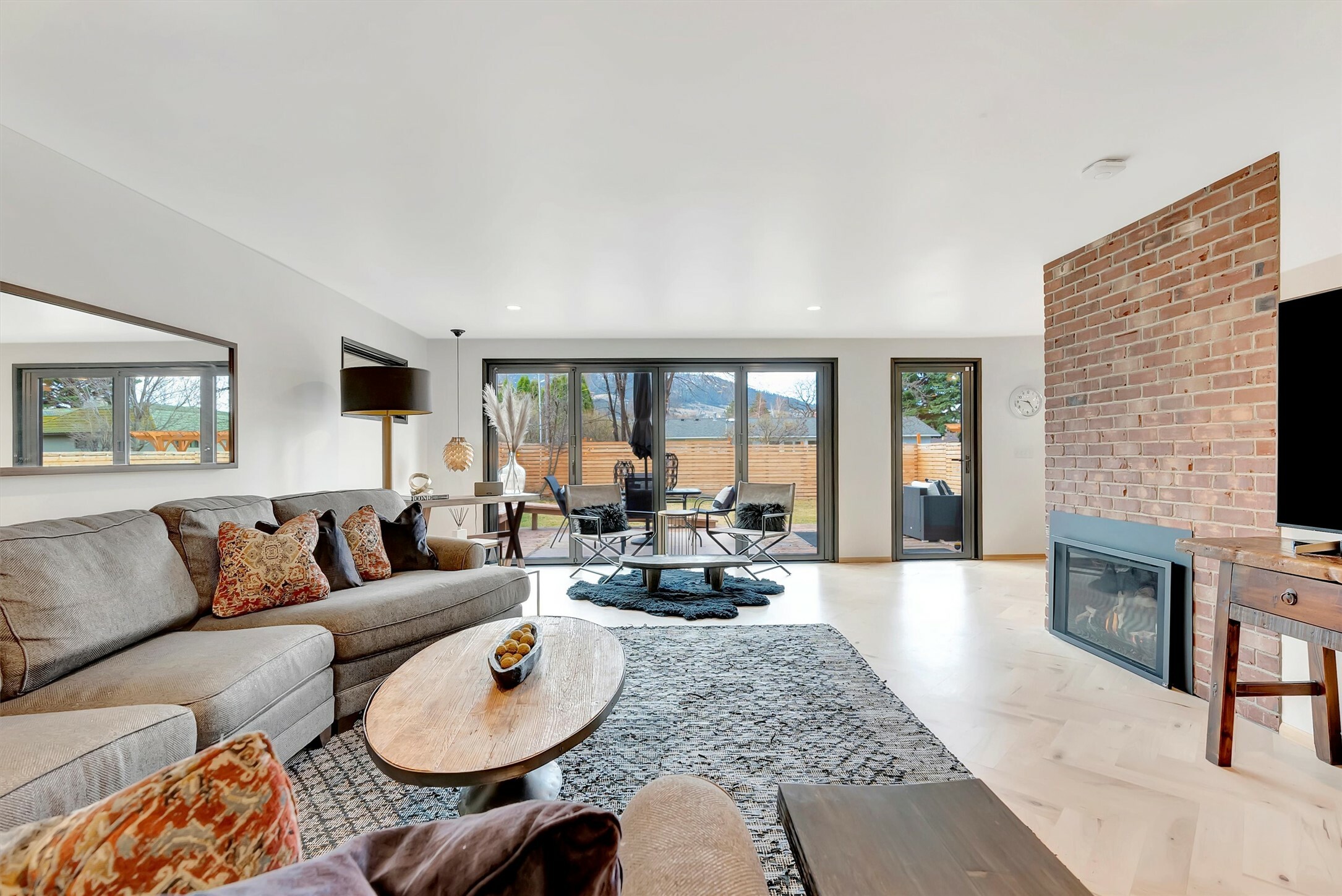 Property Photo: 625 Hastings Avenue MT 59801